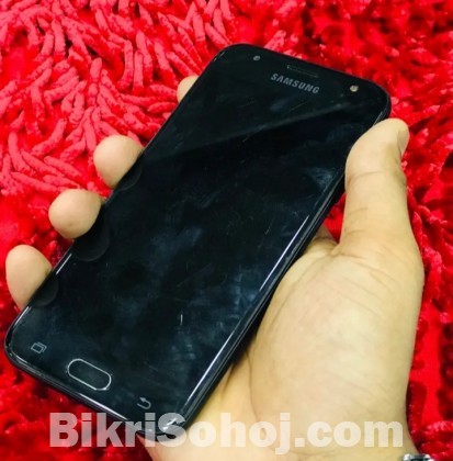 SAMSUNG Galaxy J3 Pro